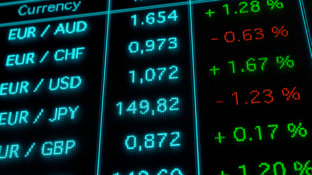 Managing Currency Exchange Risks in Global Expansion Strategies for Financial Stability